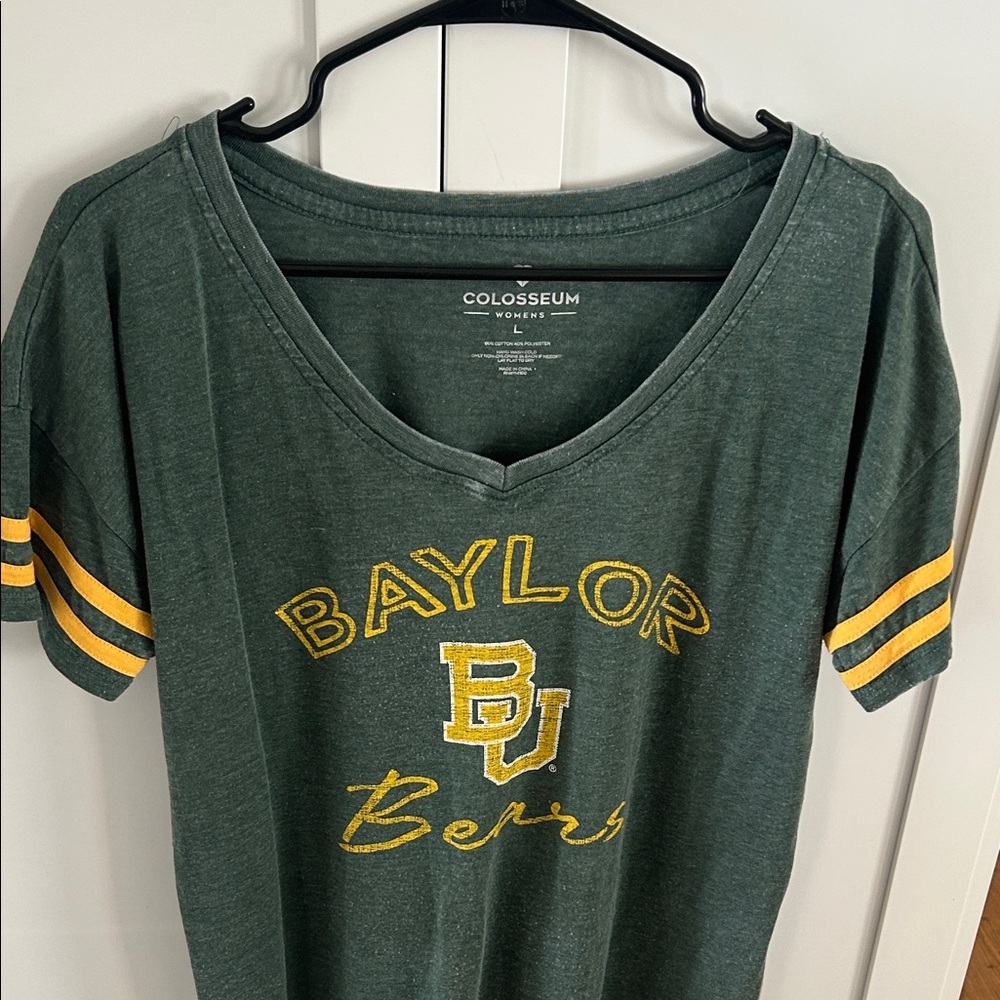Colosseum Women's Green Baylor Bears Tee Size Large